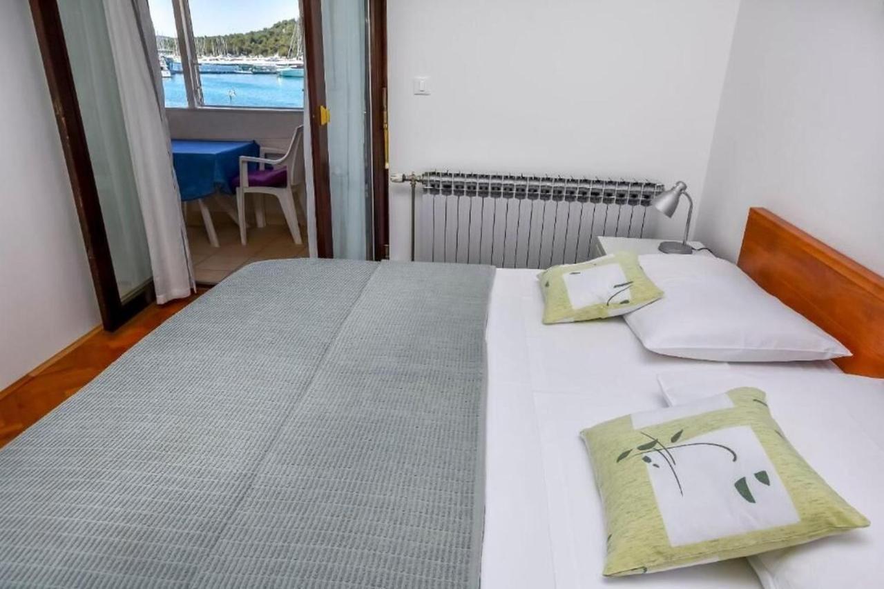 Apartments Sime روغوزنيكا المظهر الخارجي الصورة